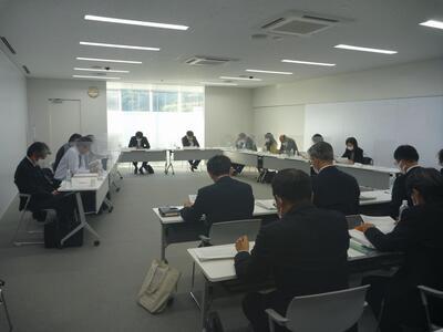 写真：経営審議会の様子1