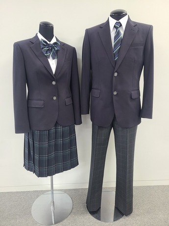 松風中学校の制服