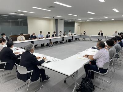 写真：統合準備委員会の様子