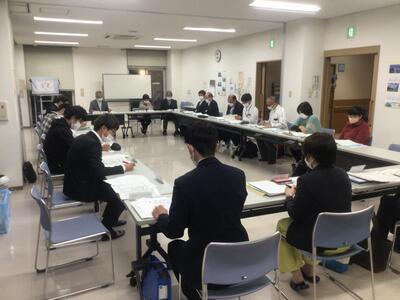 写真：第1回統合準備委員会の様子