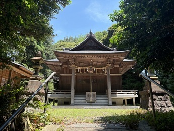 種殿神社の写真3