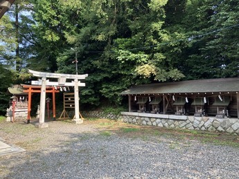 神峰神社奥の写真