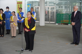 茨城県交通安全母の会連合会の間中会長
