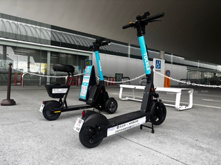 シェアリングが開始される電動キックボード