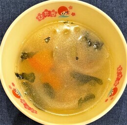 写真：肉団子と野菜のスープ