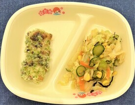 写真:ちくわの磯部揚げ、昆布あえ