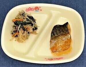 写真:さばのおろし焼き、ごまあえ