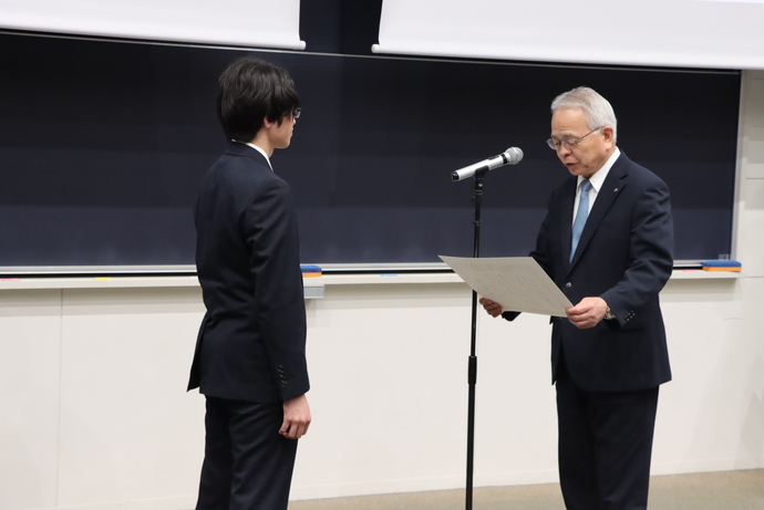 感謝状贈呈の様子