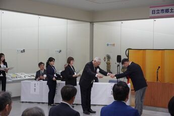 感謝状贈呈の様子