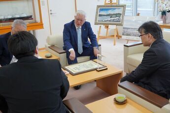 市長との歓談の様子