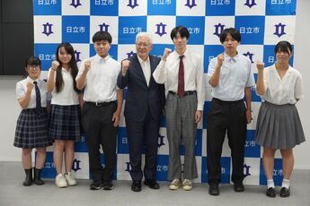 総文祭に出場する生徒の皆さんと小川市長