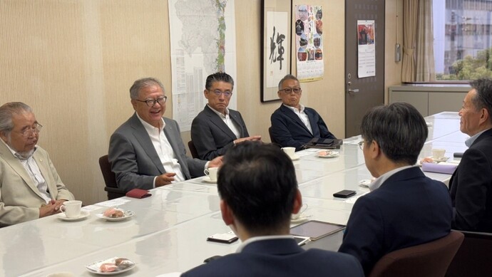 会頭、副会頭との会談の様子